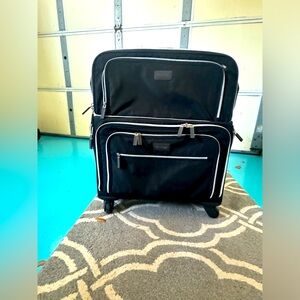 Biaggi Lift off Carry-on to Check-in Luggage